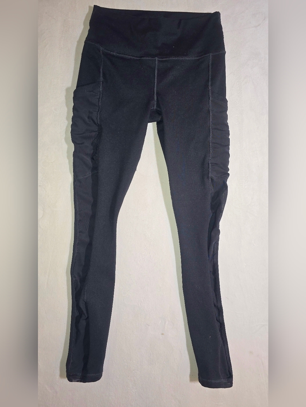Fabletics PowerHold High-Waisted Mesh Pocket Leggings - Black - Size XS